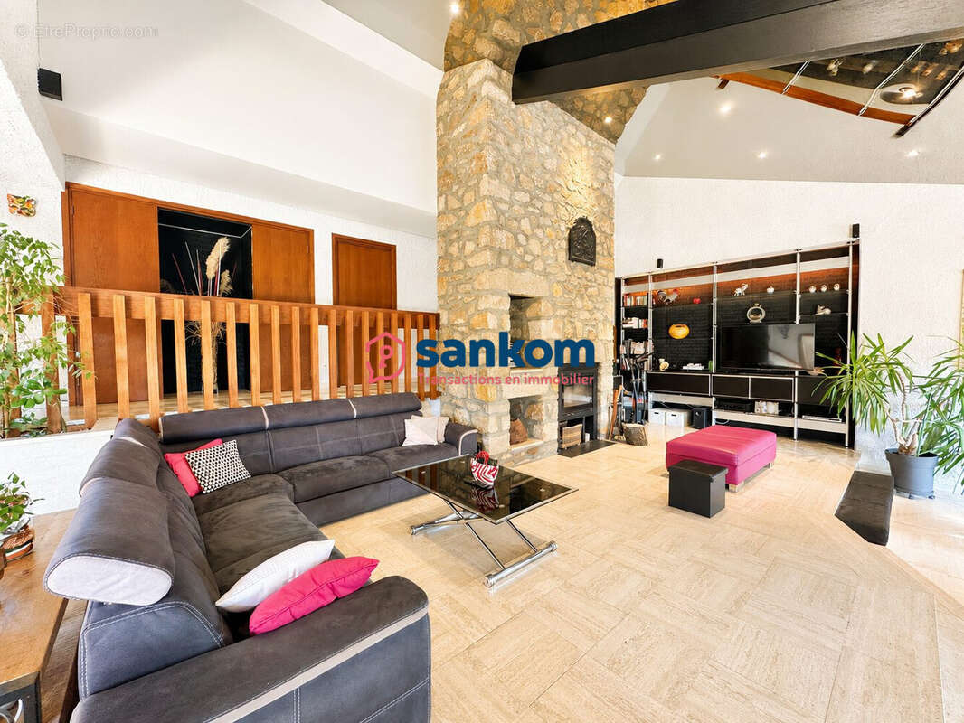 Maison à COUBON