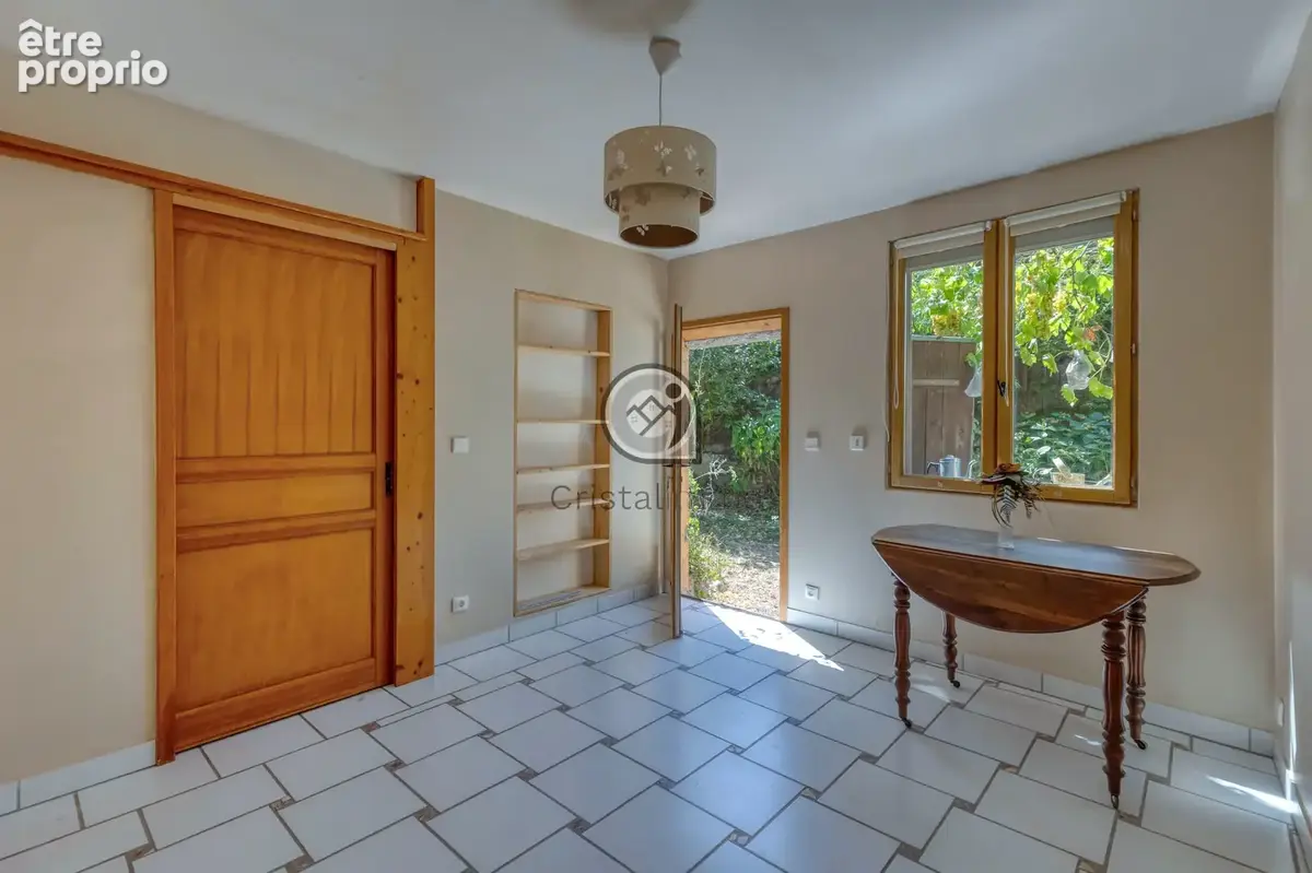 Le versoud   maison t6 avec grange - photo 11