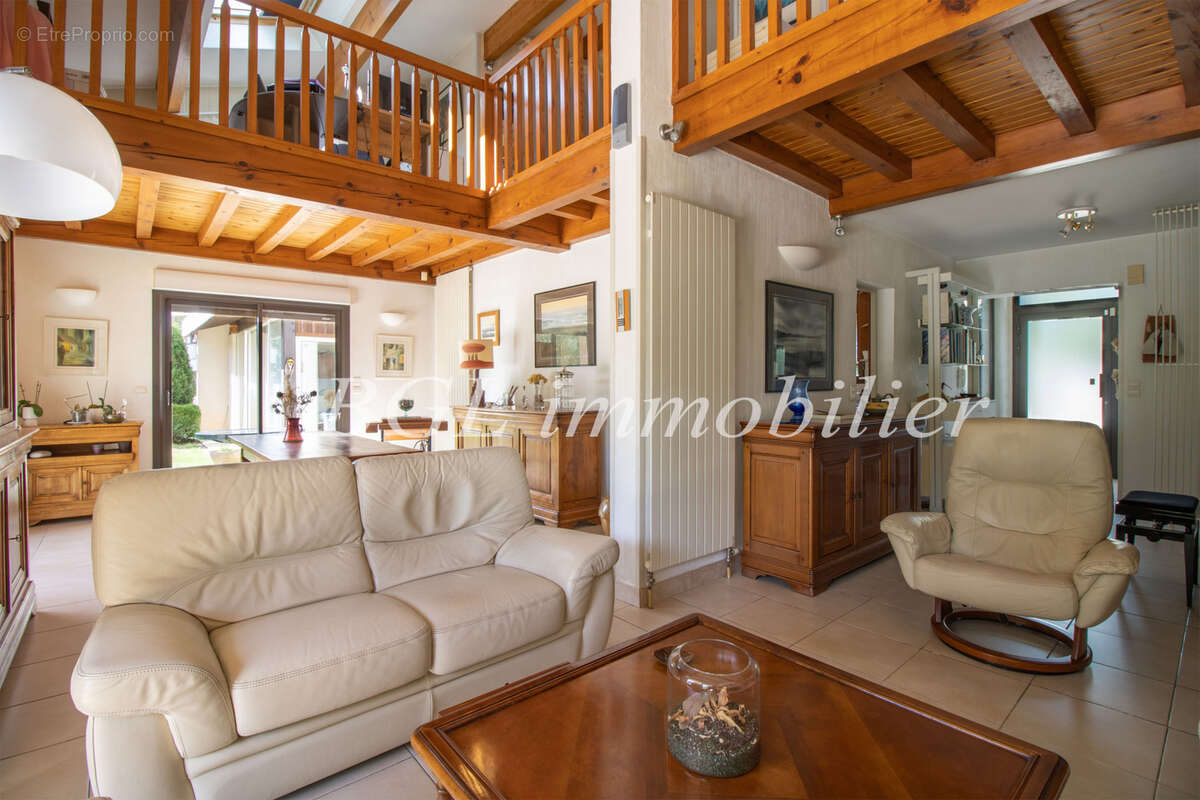 Maison familiale de 200 m2 à La Hume (Gujan-Mestras) - belle situation - photo 6