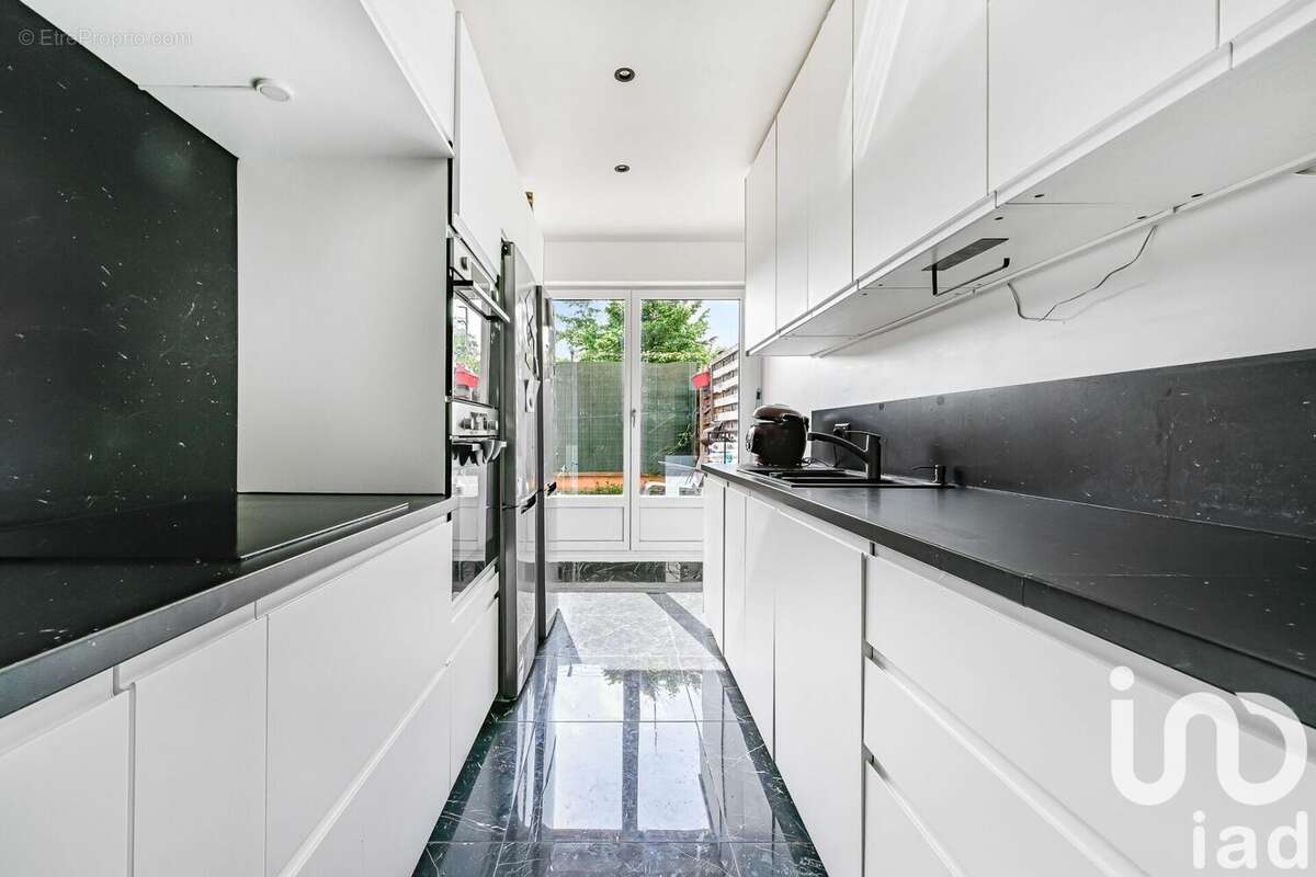 Photo 7 - Appartement à ASNIERES-SUR-SEINE