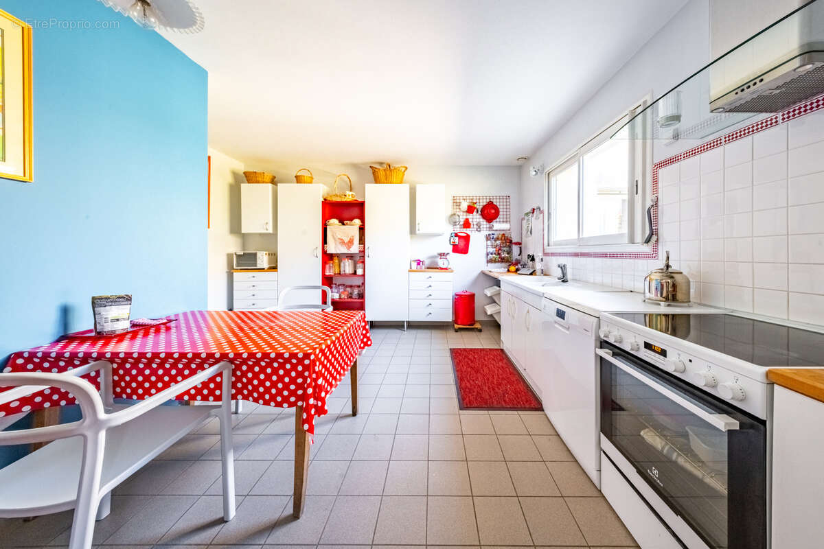 Maison à VELARS-SUR-OUCHE