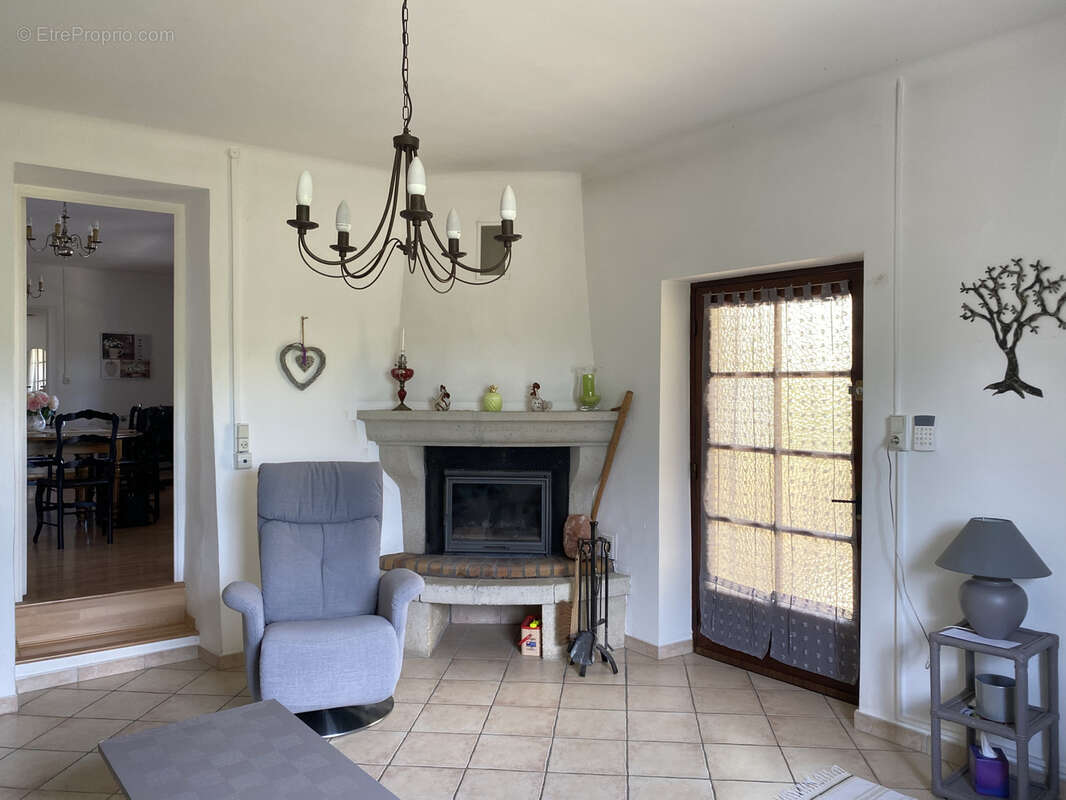 Maison à BAGNOLS-SUR-CEZE