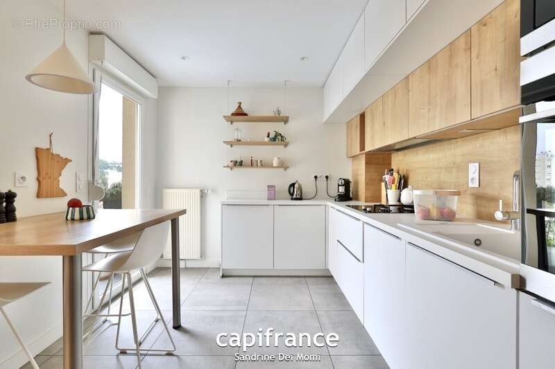 Appartement à TASSIN-LA-DEMI-LUNE