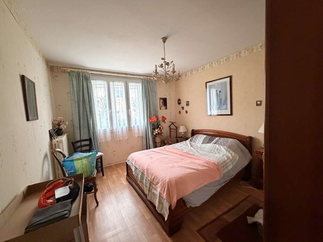 Maison à MONTS