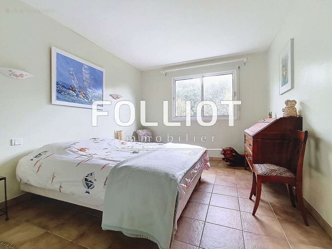 Maison à JULLOUVILLE