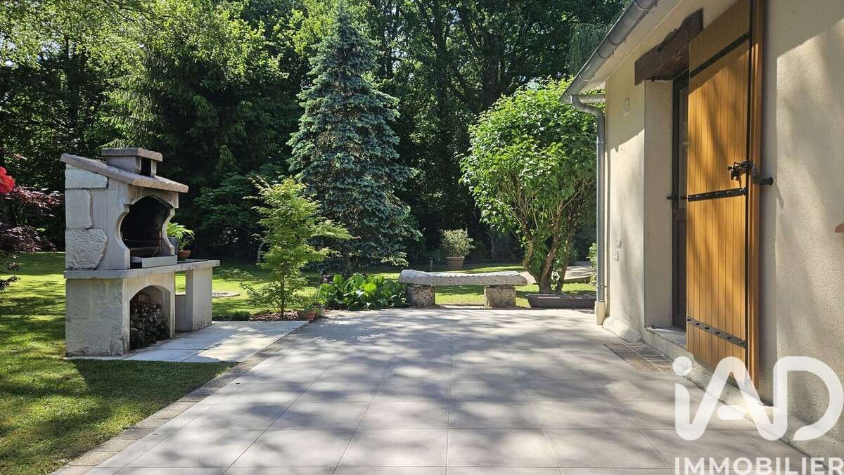 Maison 167 m² à Lauresses  - photo 8