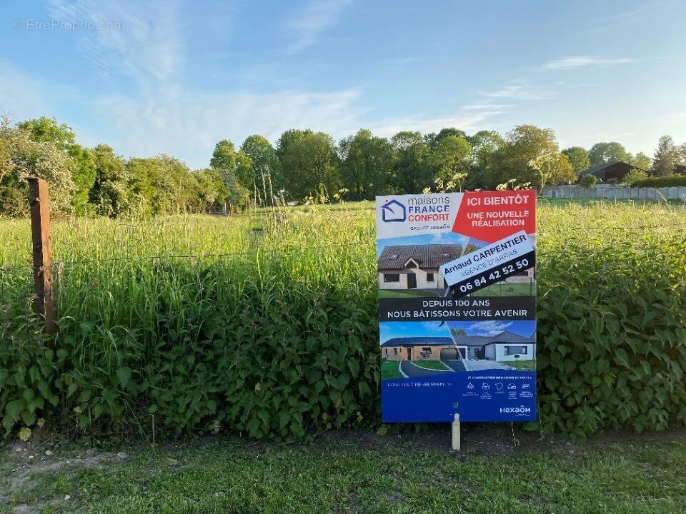 Terrain à ROCLINCOURT