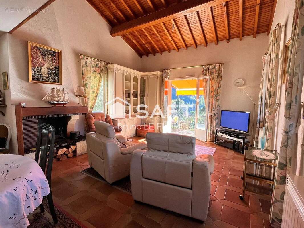 Photo 3 - Maison à ARLES-SUR-TECH