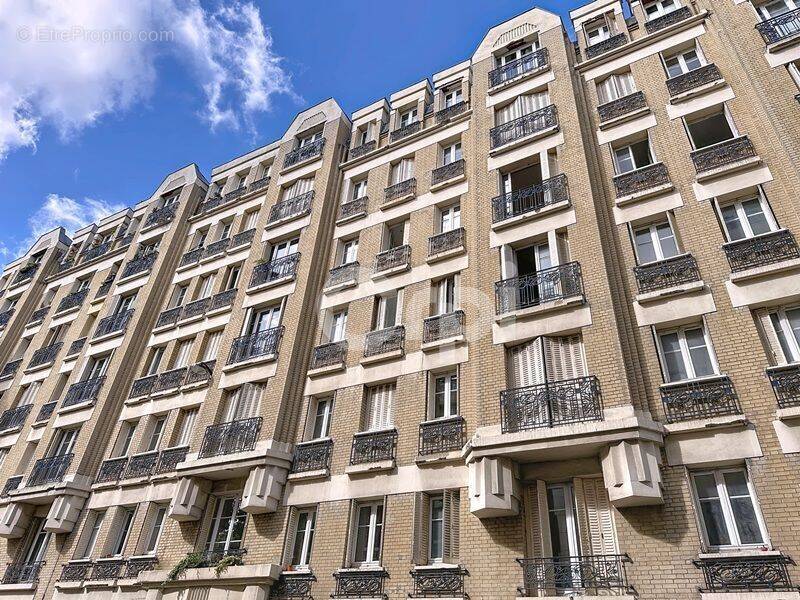 Appartement à PARIS-15E