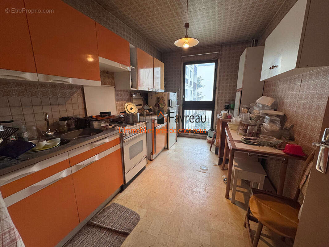 Appartement à L'HAY-LES-ROSES