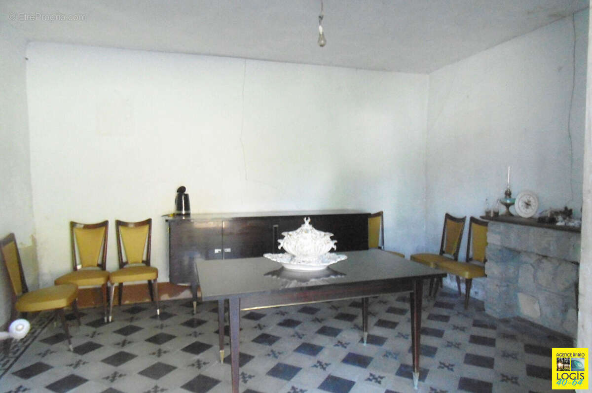 Maison à SAINTE-MARIE-DE-GOSSE