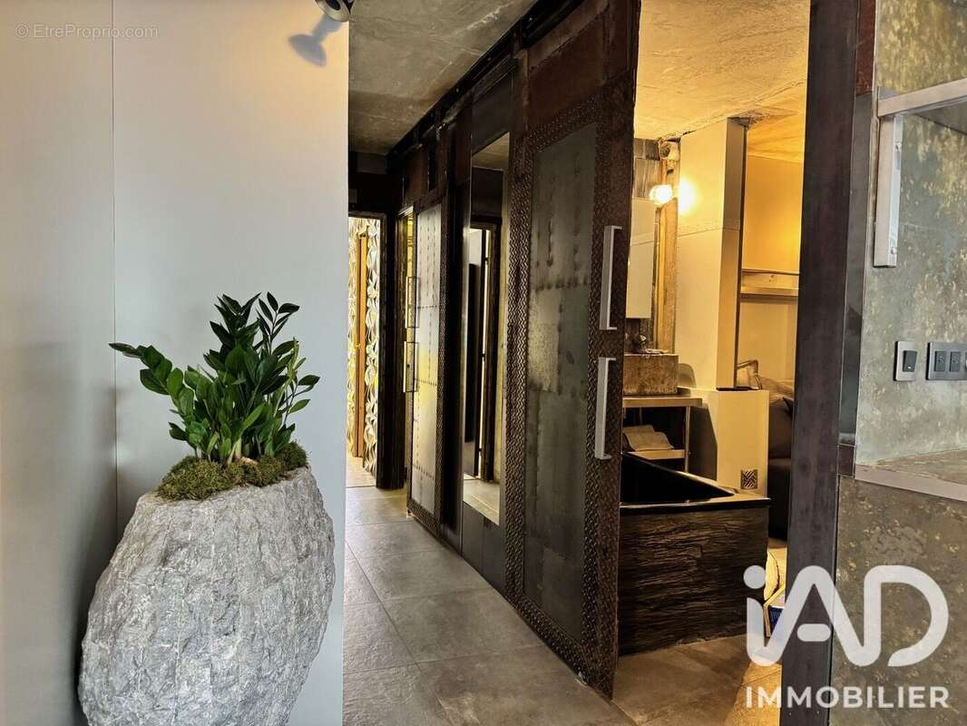 Appartement 75 m² à Paris-19e  - photo 8