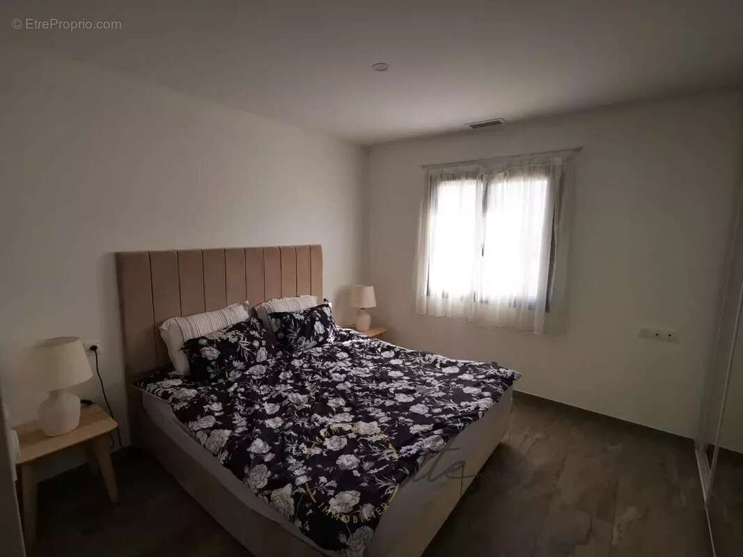 VILLA - 10374 - photo 5