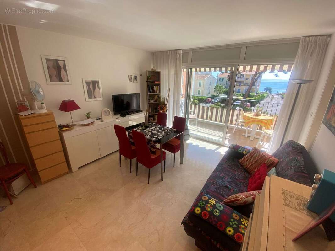 Appartement à ROQUEBRUNE-CAP-MARTIN