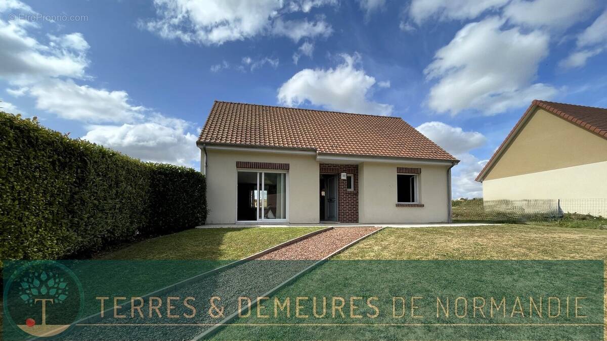 Maison à SAINT-PIERRE-EN-VAL