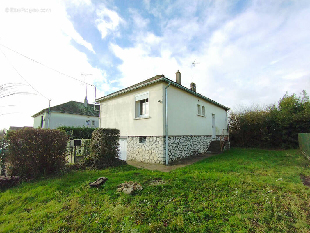 Maison à CHATEAUDUN