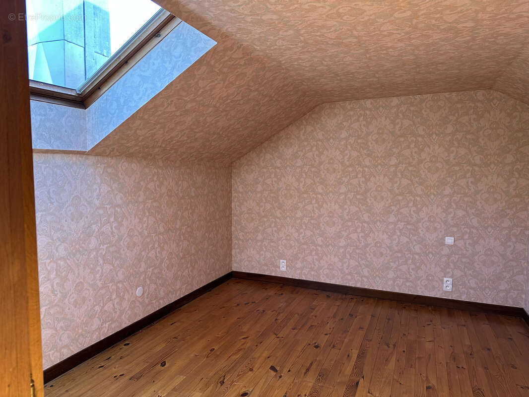 Maison à DOMBASLE-EN-XAINTOIS