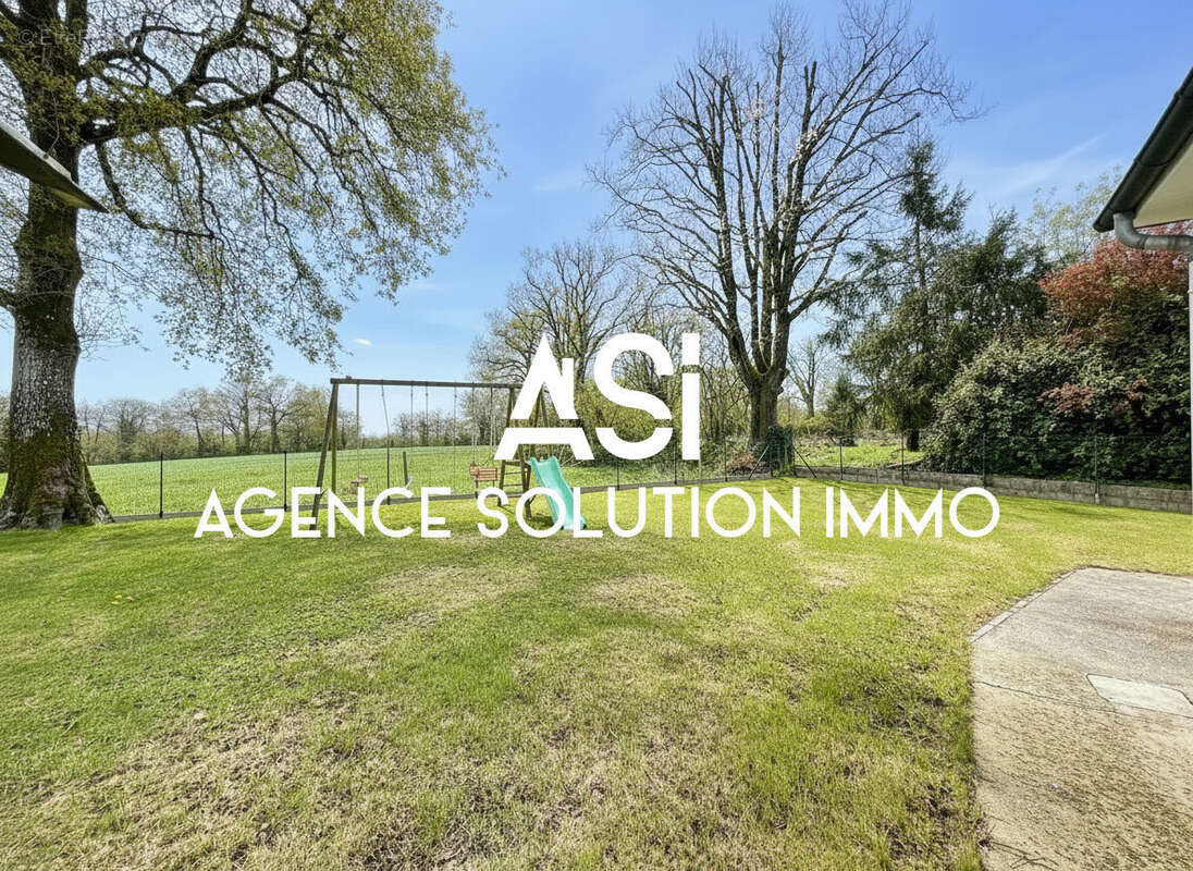 Maison à SAINT-OUEN-DES-TOITS