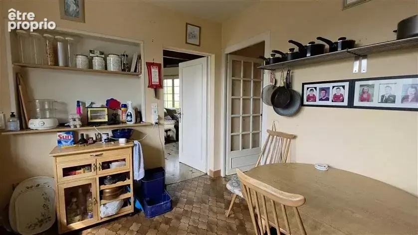 À vendre : maison familiale (6 chambres) à Saint-Martin-l’Ars - 86 - photo 5