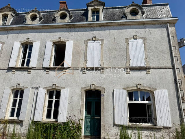 Maison à TALMONT-SAINT-HILAIRE