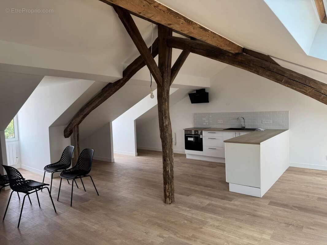Appartement 80 m² à Chatou  - photo 2