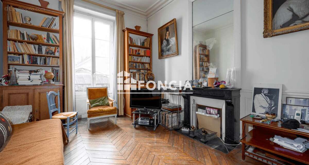 M° odeon _ rue saint-andre-des-arts - photo 7