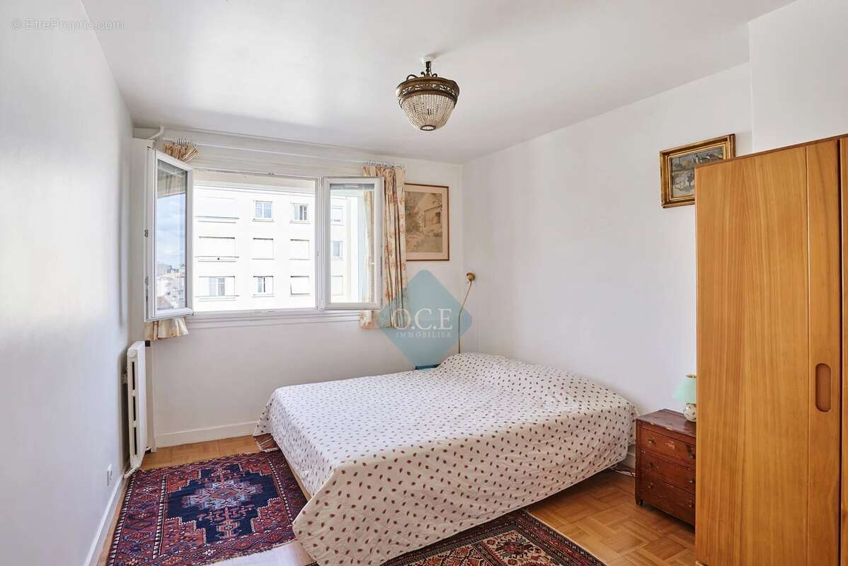 Appartement à PARIS-11E