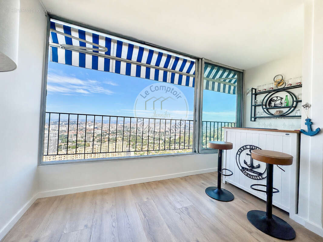 Appartement à MARSEILLE-9E