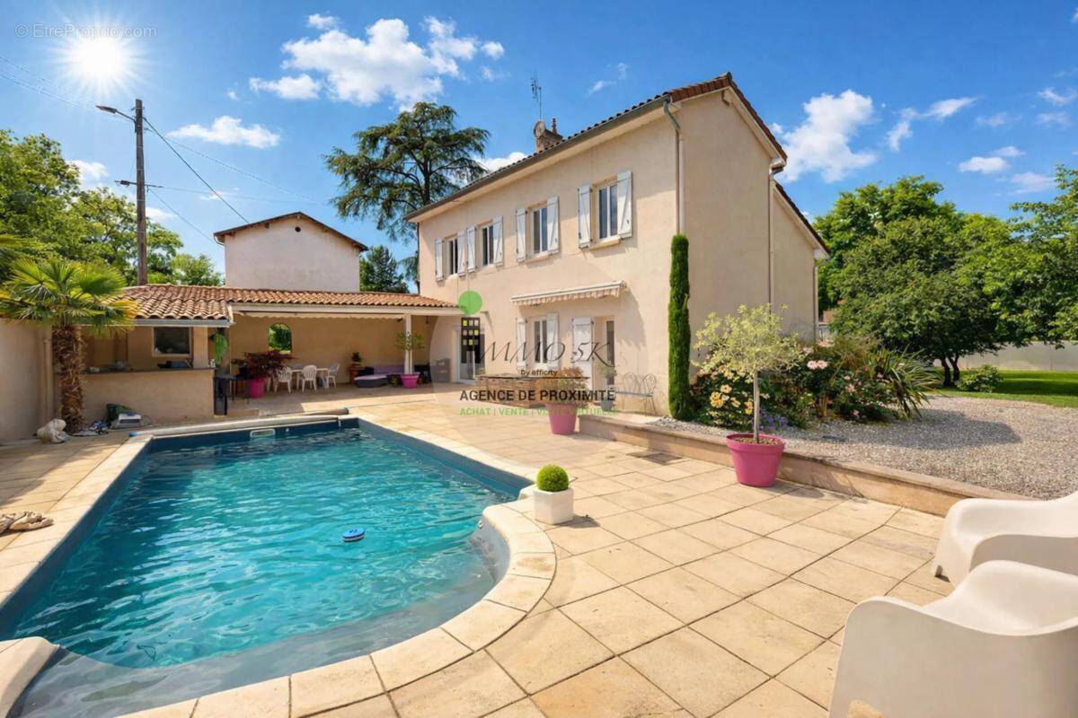 Maison à MIRIBEL