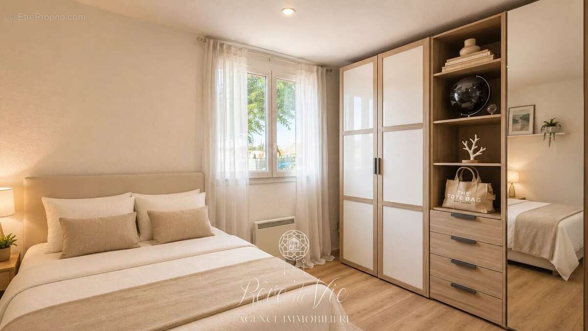Maison à BORMES-LES-MIMOSAS