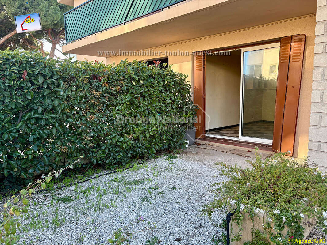 Appartement à SIX-FOURS-LES-PLAGES