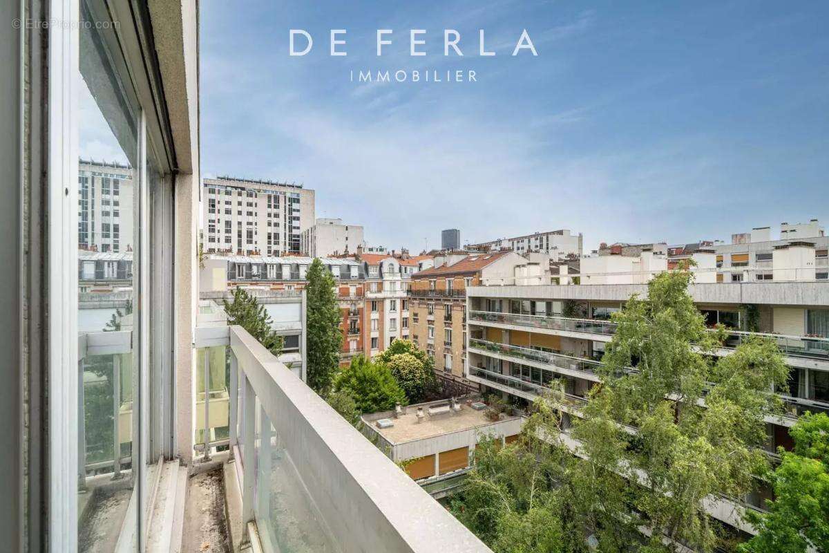 Appartement à PARIS-15E