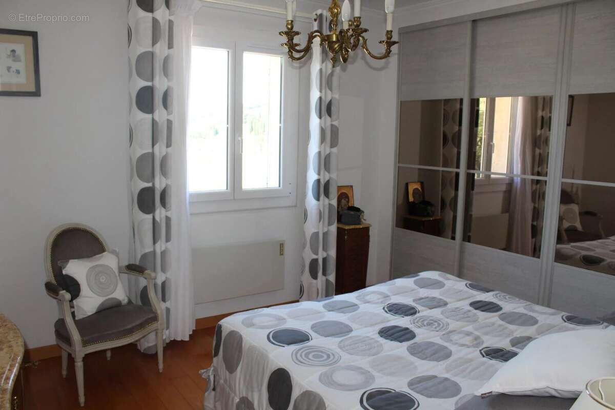 Maison à GRASSE