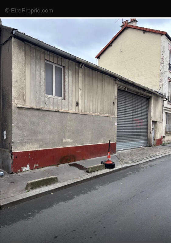 Commerce à AUBERVILLIERS