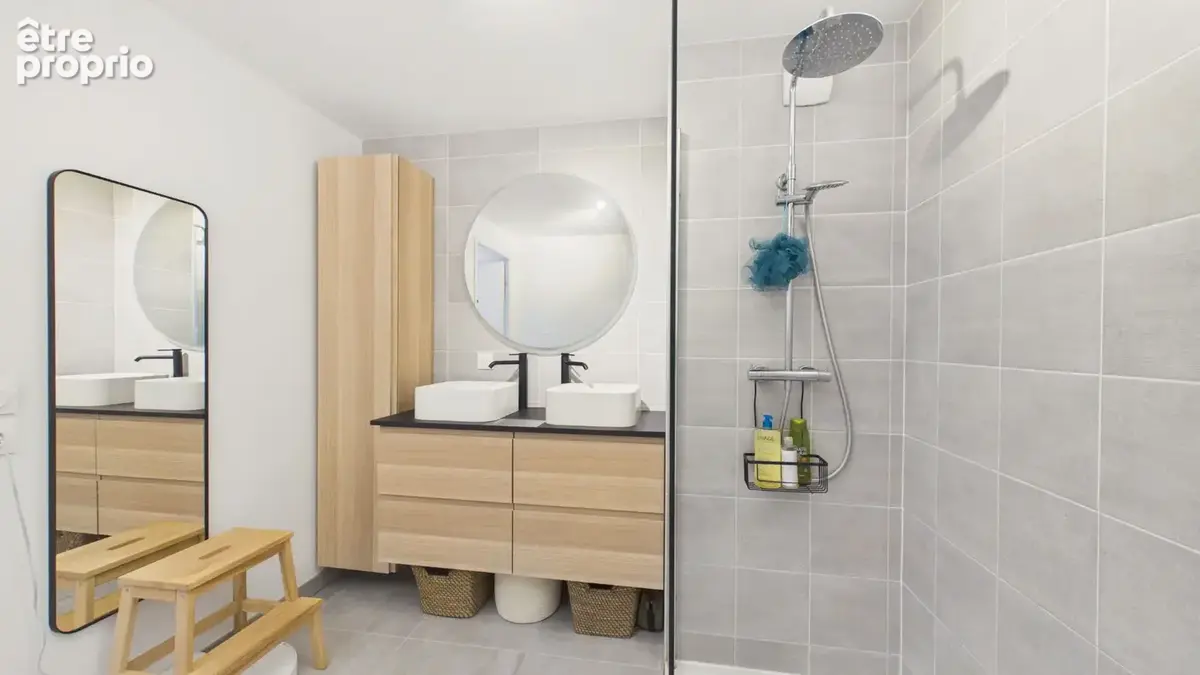 Appartement T3 récent avec terrasse et double stationnement (Boxable) - photo 13