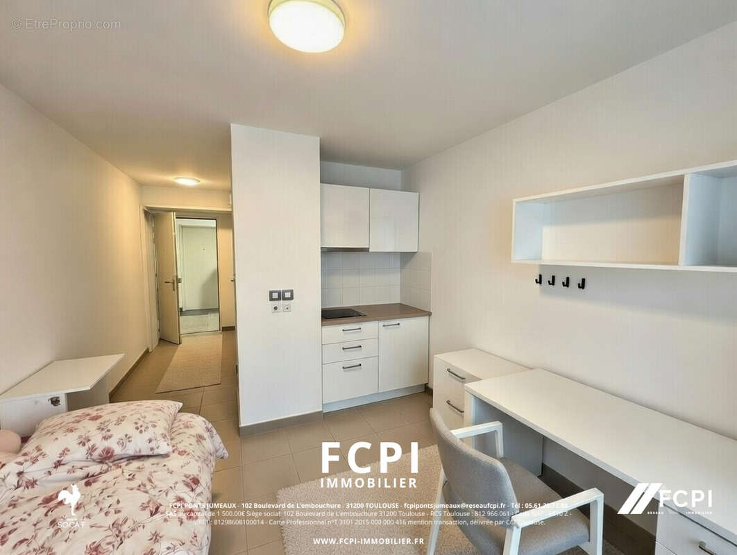 Appartement une pièce 19 m2 - BORDEAUX - photo 2