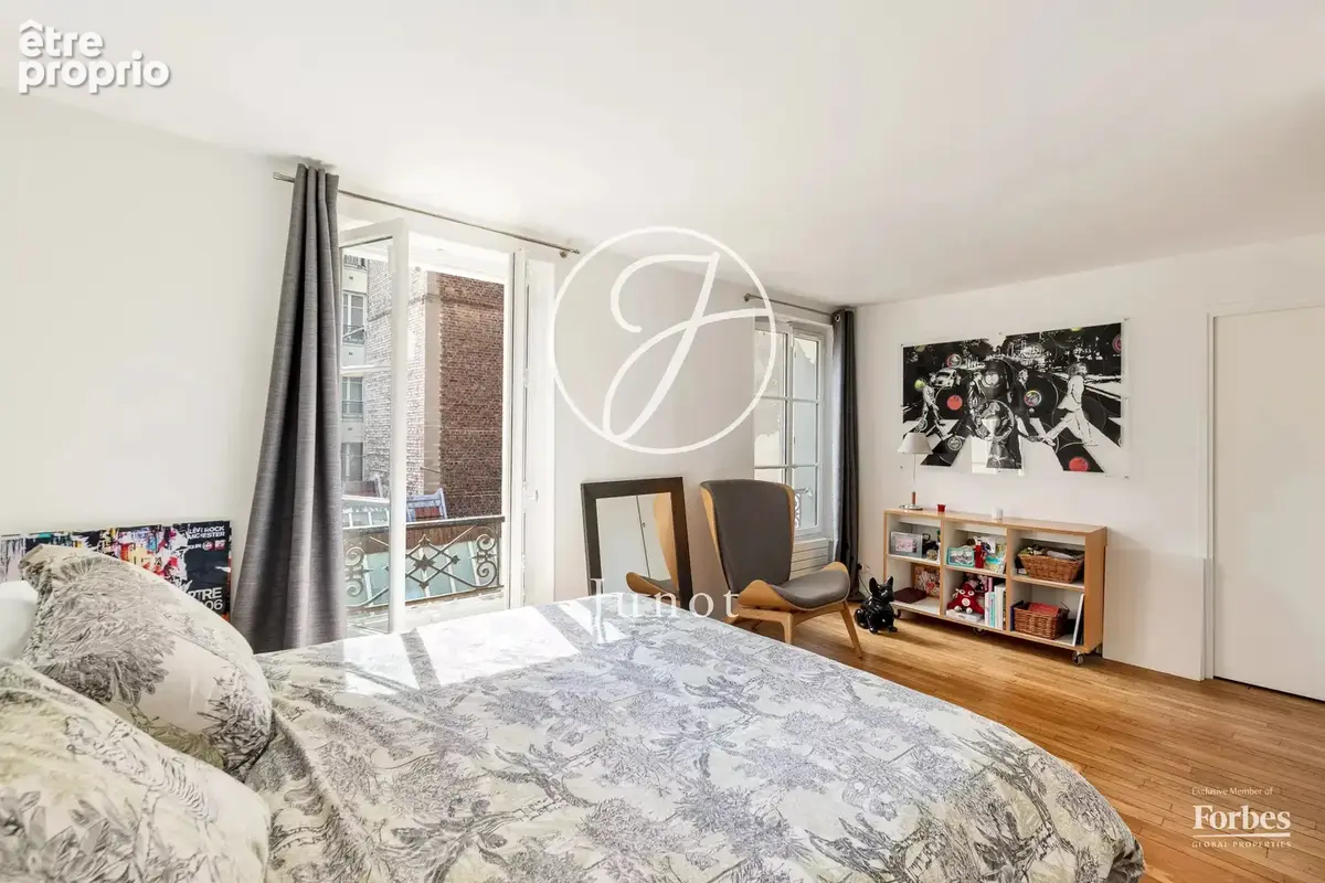 Paris 18e - JULES JOFFRIN / RUE DU POTEAU - Duplex - 4 pièces - 96,82m² Carrez - 130,57m² -  Atelier d'artiste - Terrasse - photo 15