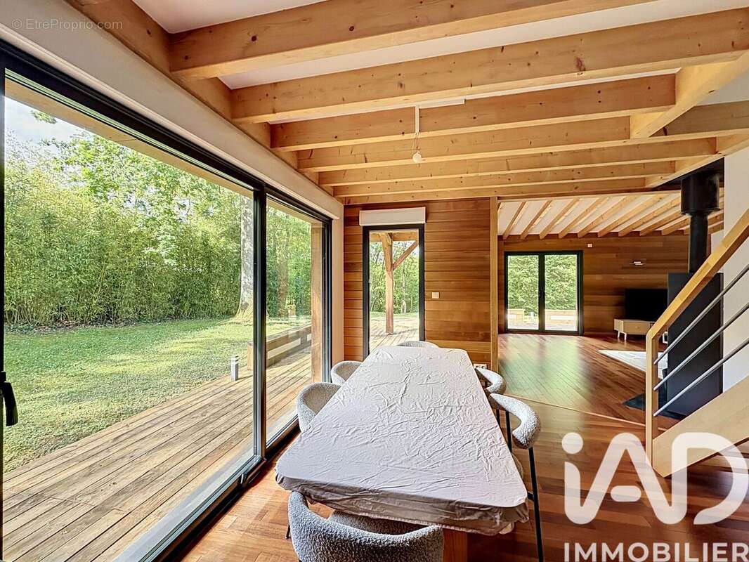 Maison 167 m² à Saint-Georges-Sur-Cher  - photo 8