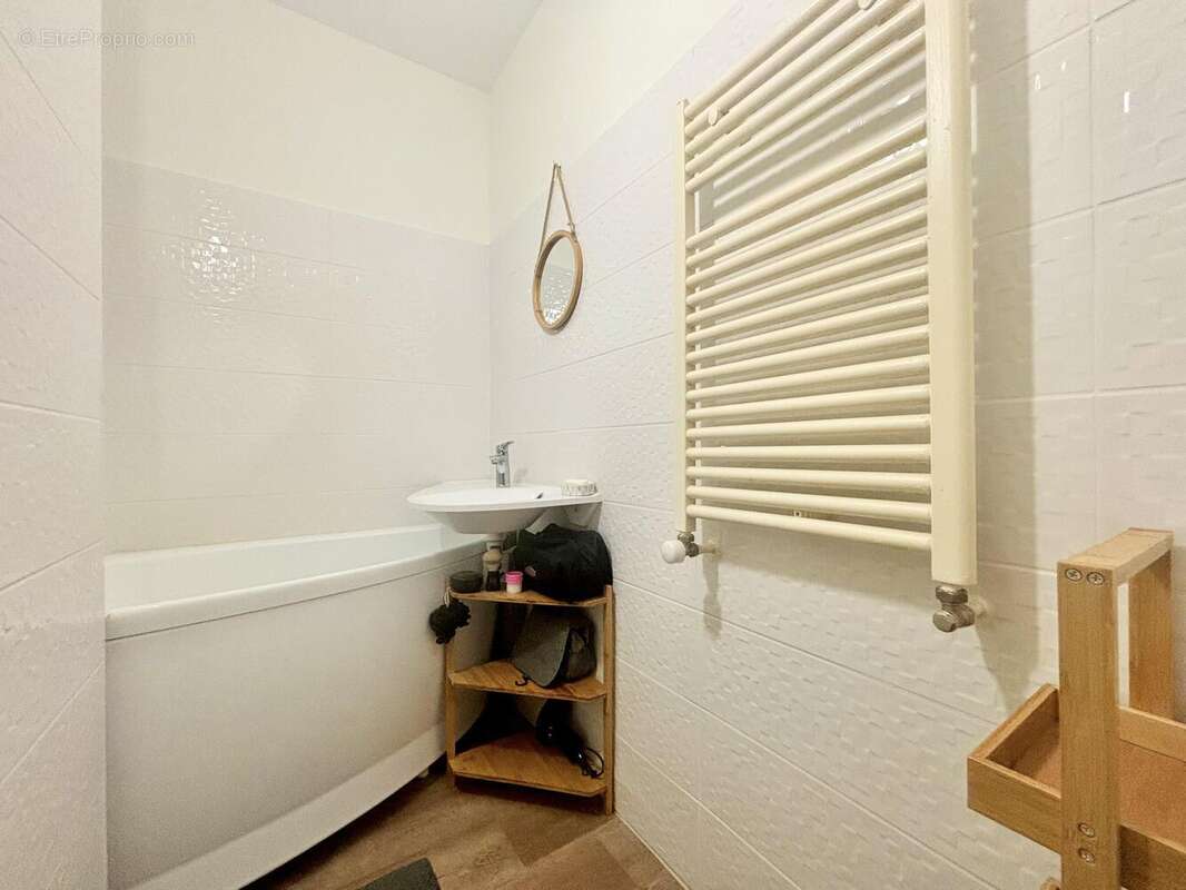 n°4 - Appartement à FONTAINE