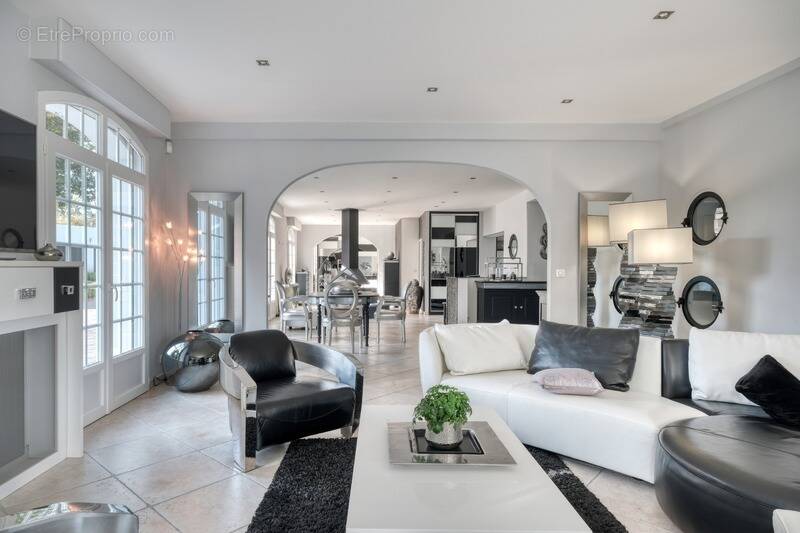 Maison à GARANCIERES