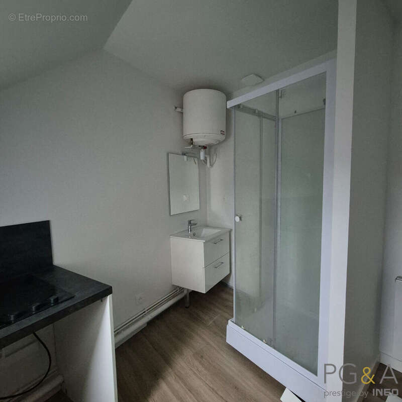 RENNES Fac de droit - Studio En Dernier étage - photo 2