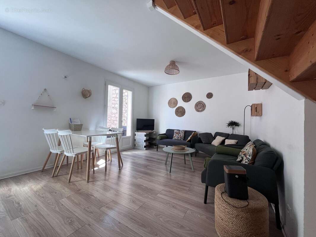 n°2 - Maison à MARSEILLE-9E