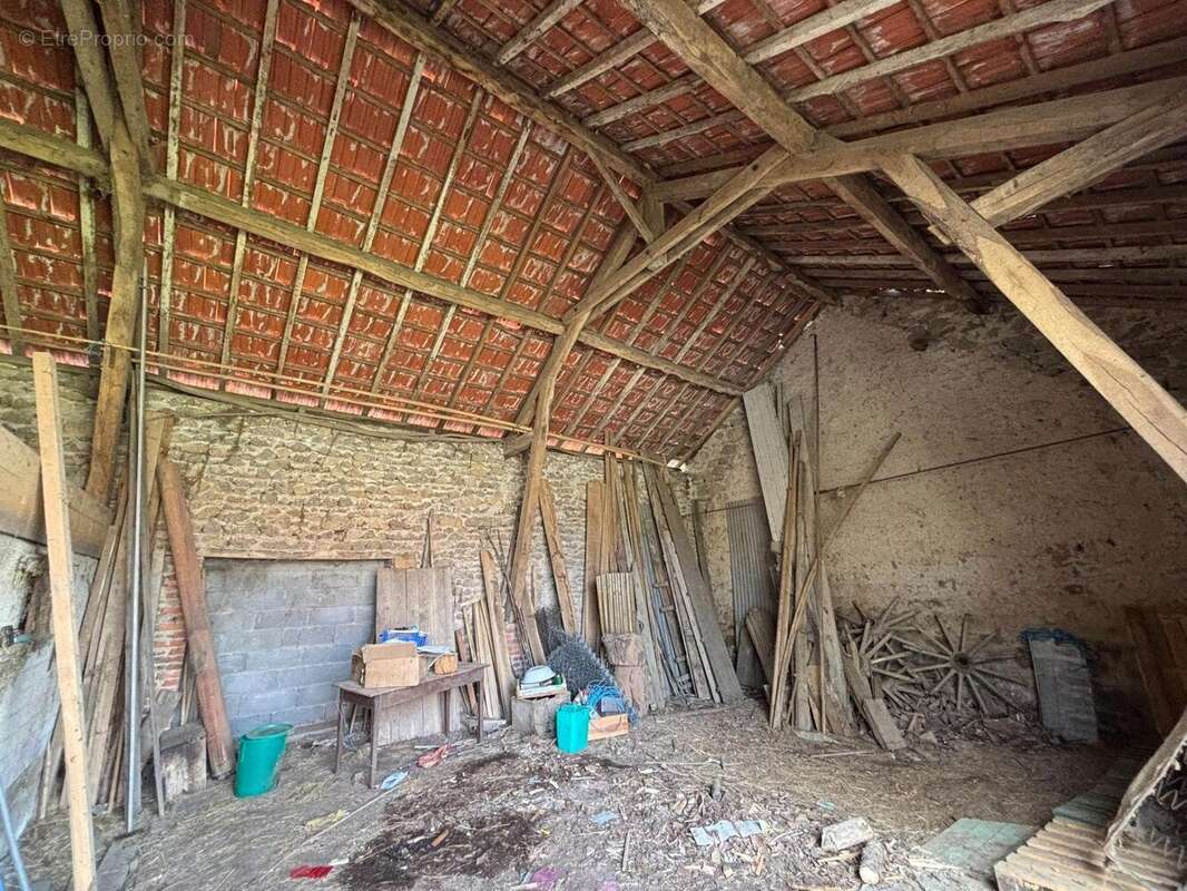 Photo 6 - Maison à LE MAYET-DE-MONTAGNE