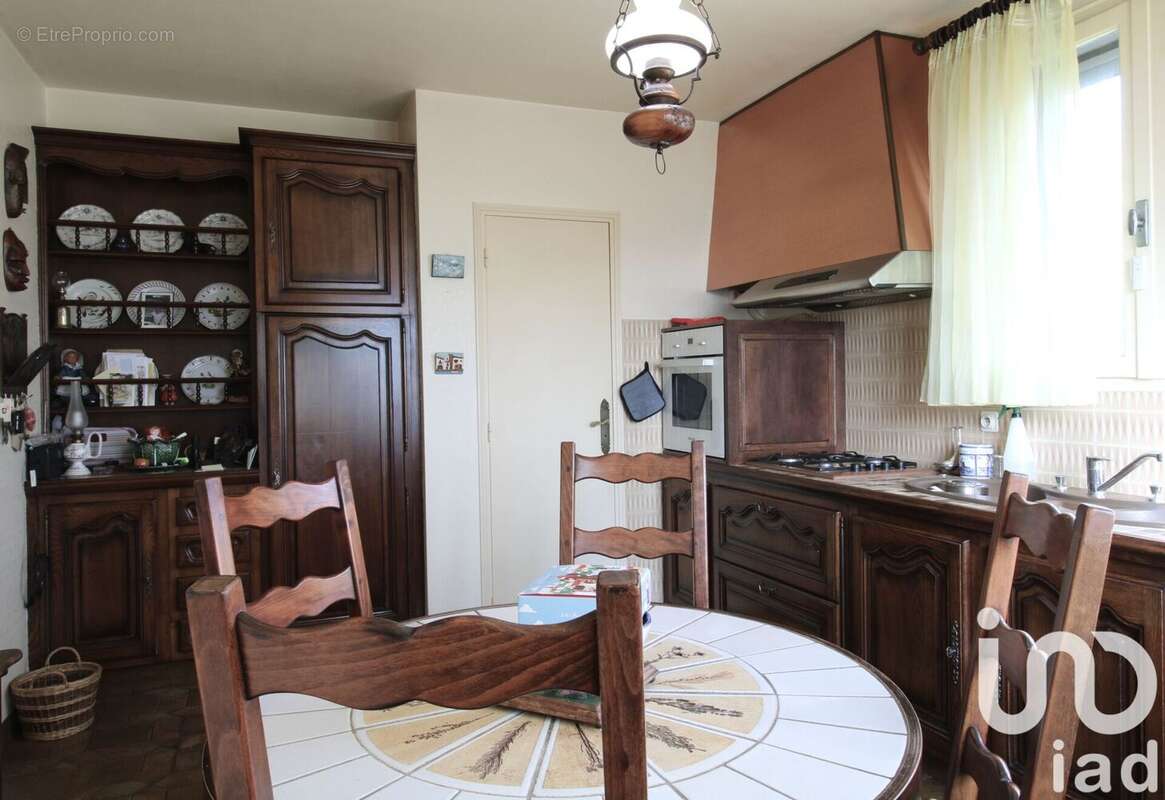 Photo 9 - Maison à LADIGNAC-SUR-RONDELLES