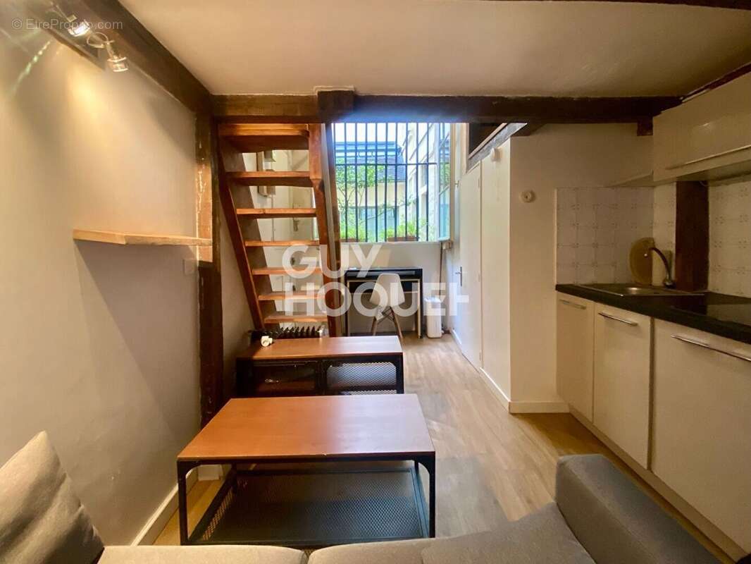 Appartement à PARIS-4E