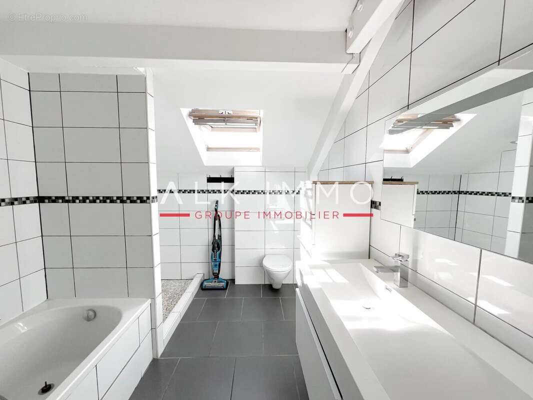 Maison à SAINT-PIERRE-EN-FAUCIGNY