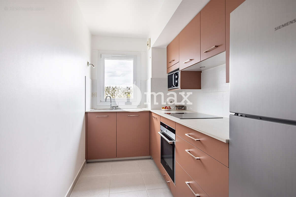 Appartement à LEVALLOIS-PERRET