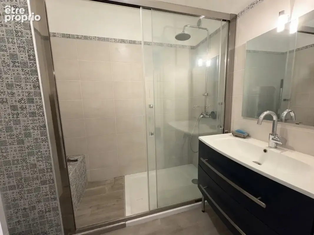 Appartement 4 pièces 86 m² à vendre à Carqueiranne (83320) - photo 9