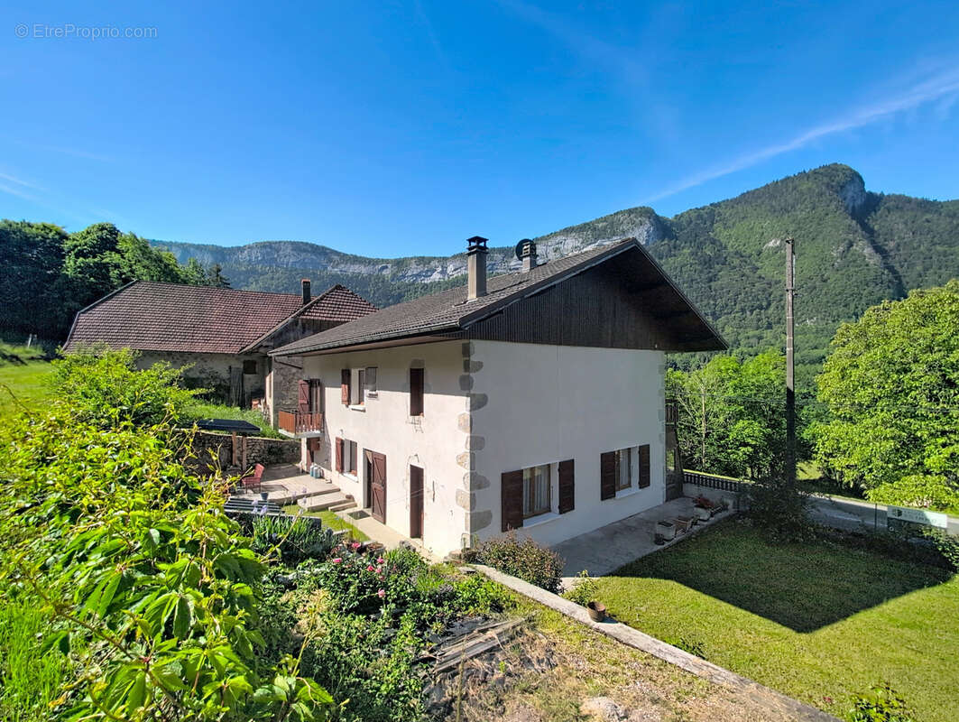 Maison à ALLEVES