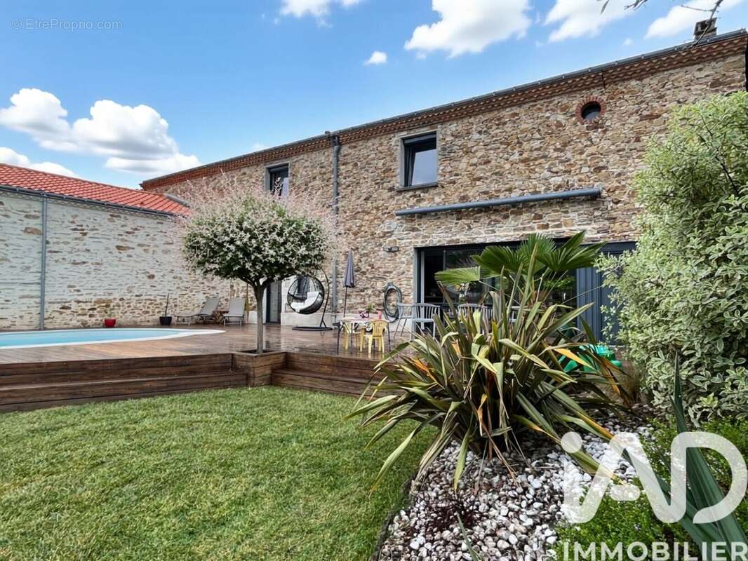 Photo 3 - Maison à BOUGUENAIS
